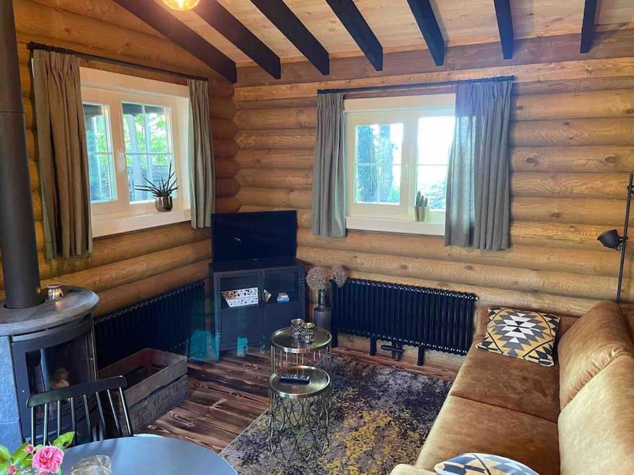 Knusse En Gezellige Blokhut De Bijenstal Villa Dedemsvaart Esterno foto